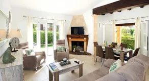 Villa Peyro by Villa Plus - Image 5