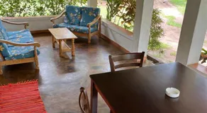 HCS Bungalows Turtle Bay Rustic Bungalow - Image 3