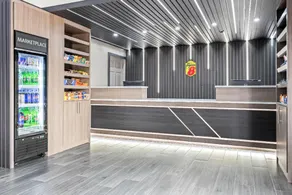 Super 8 by Wyndham Athens - Image 2