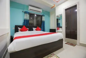 Hotel O Red Velvet Siddhi Vinayak - Image 1