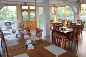 Montvale Resort - Image 2