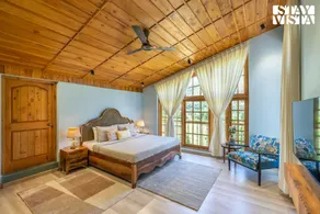 StayVista at The Oakridge 4BR in Chamba with Jacuzzi, nearby activities at Khajjiar Mini Switzerland of India - Image 2