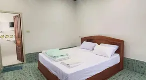 Relysenior Joli Guesthouse - Image 4