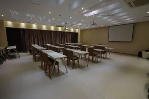 Starway Hotel Yibin Laiyin - Image 4