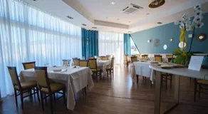 Hotel Select - Image 3