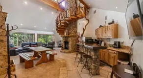 Root-Stone Lodge - Image 2