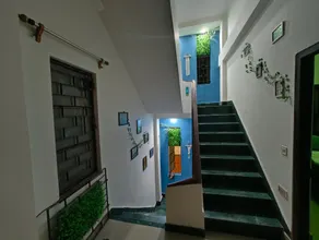 Calcutta Backpackers - Image 4
