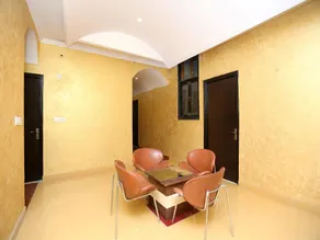 OYO 15525 Signature Inn - Image 4