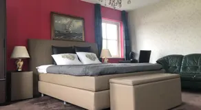 B&B nancy in holland met eigen badkamer , Jacuzzi niet inclusief , independent bathroom jacuzzi not included - Image 2