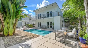 Inn On The Drive ( Adults Only)  - Image 2