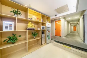 Pudding Hotel (Shanghai Ruijin Hospital Dapuqiao Metro Station Branch) - Image 3