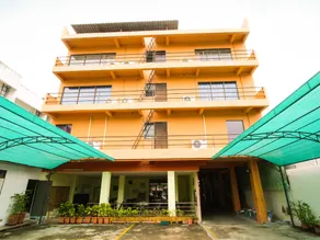 Chaba Chalet Hotel - Image 4