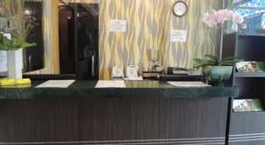 Twins Hotel - Image 3
