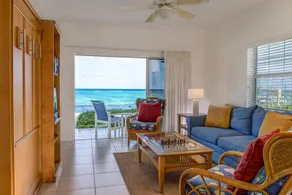 Castaways Cayman Beach Resort - Image 5