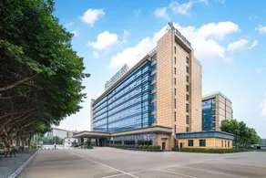 Rezen Grand Hotel Chengdu Shuangliu Airport - Image 3