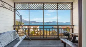 Geoje Kkachi and Santorini Pension - Image 5