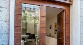 Gallery House - Image 4