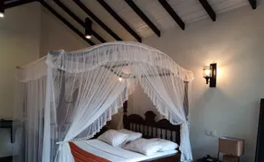 Hotel Flower Garden - Image 2