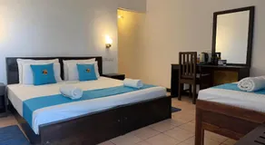 Hotel Coral Bay - Image 2