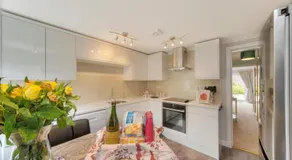Katie's Flat - Image 4