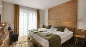 Equitana Hotel Resort - Image 2