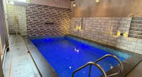 SWARAGAN HOLIDAYS VILLA 4 BHK AC LUXURY Room private pool - Image 5