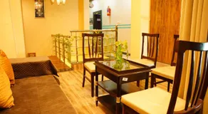 Hotel Mahishmati Palace - Image 3