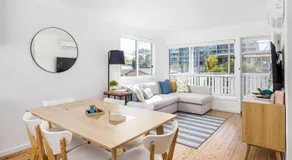 Shoal Bay Beach House Three - Image 2