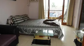 AF-6 Candolim with shared pool - Image 2