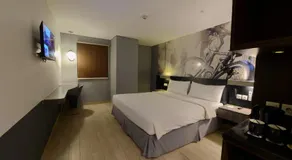 StarRay Hotel Jakarta Mangga Dua Square - Image 4