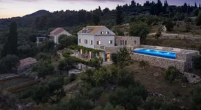 Maison de vacances avec jardin, piscine privée et barbecue - Image 3