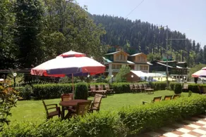 Hotel Bombay Palace - Image 5