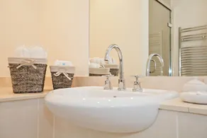 Luxury Studio in Belgravia - Image 2