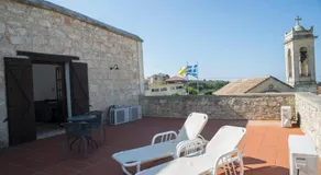 Sappho Manor House - Image 2