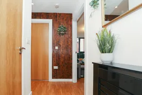 3G Lodge & Lets City Centre Apartment - Image 4