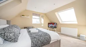 *RA7C* For your most relaxed & Cosy stay + Free Parking + Free Fast WiFi * - Image 2