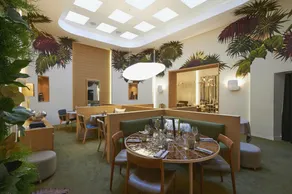 Hotel Marignan Champs-Elysées - Image 4