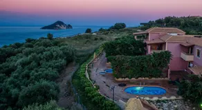 Athenea Villas, Private Pools & Gardens - Image 5
