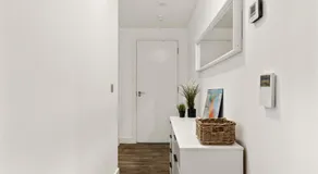 Khayat Homes - Contemporary One Bedroom Apartment - Image 4