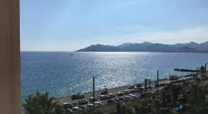 Cannes apartment with sea view, aircondition and parking - Image 5