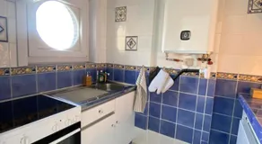 Julia's Surf Shack - Image 5