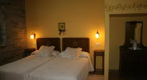 Apartamentos Rurales El Palacio de Doiras - Image 2