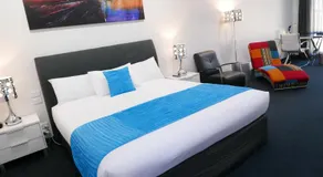 Junction Motel - Image 2
