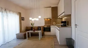 Twin House - Image 3