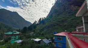 Snow View Guest House - Image 5