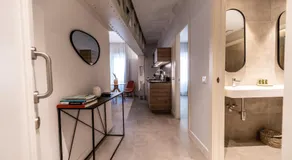 Diana Suites 23 - Image 4