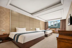 Bazhong Zhonglian Luxury Hotel (Street Garden Branch) - Image 2