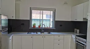 Three Bedrooms House - Image 2