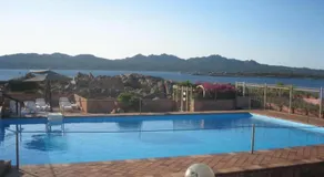 CASA MUGHETTO R5055 WiFi, seafront, private sea access, swimming pool - Image 4