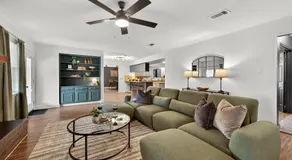 Luxury Stay Pool Firepit Game Room & BBQ - Image 2
